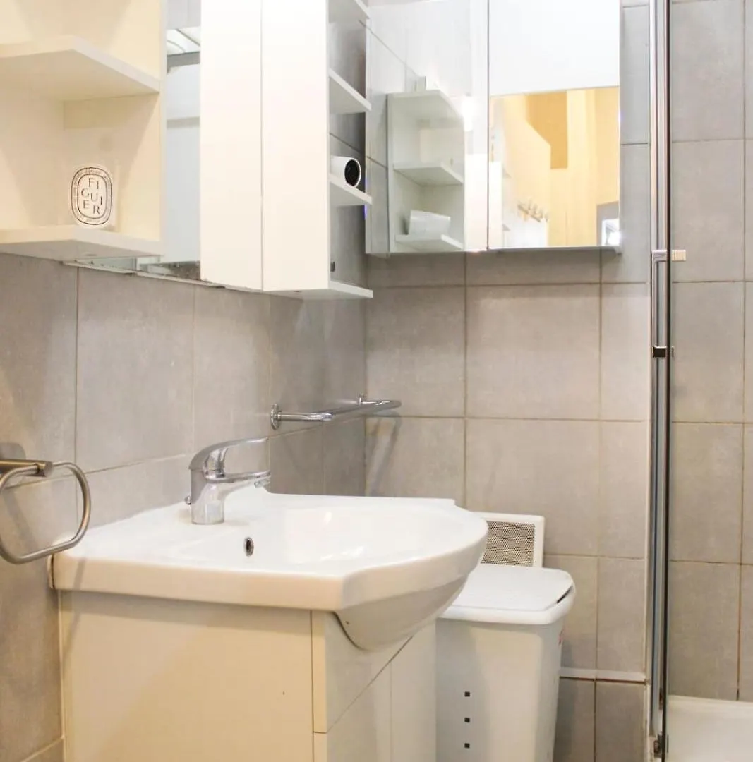 Charming For 4 People In 15 Apartmán Paříž
