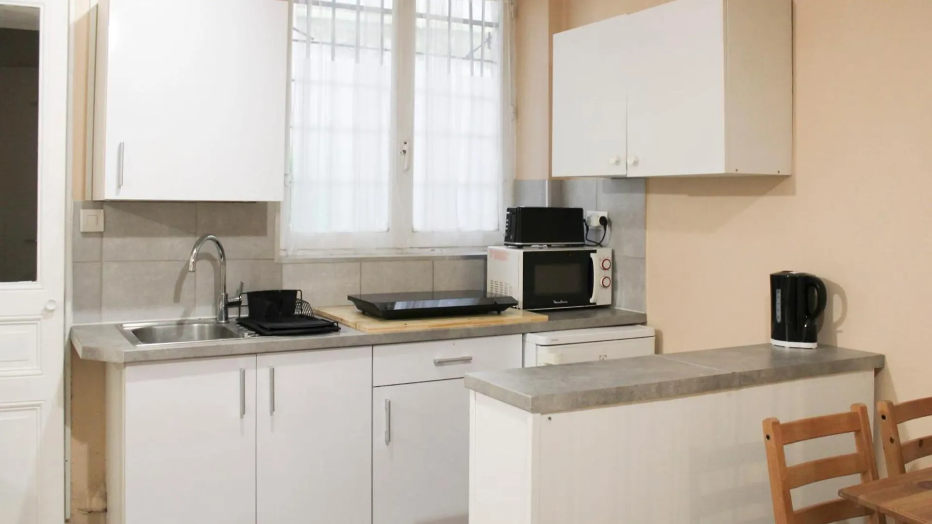 Charming For 4 People In 15 * Paris