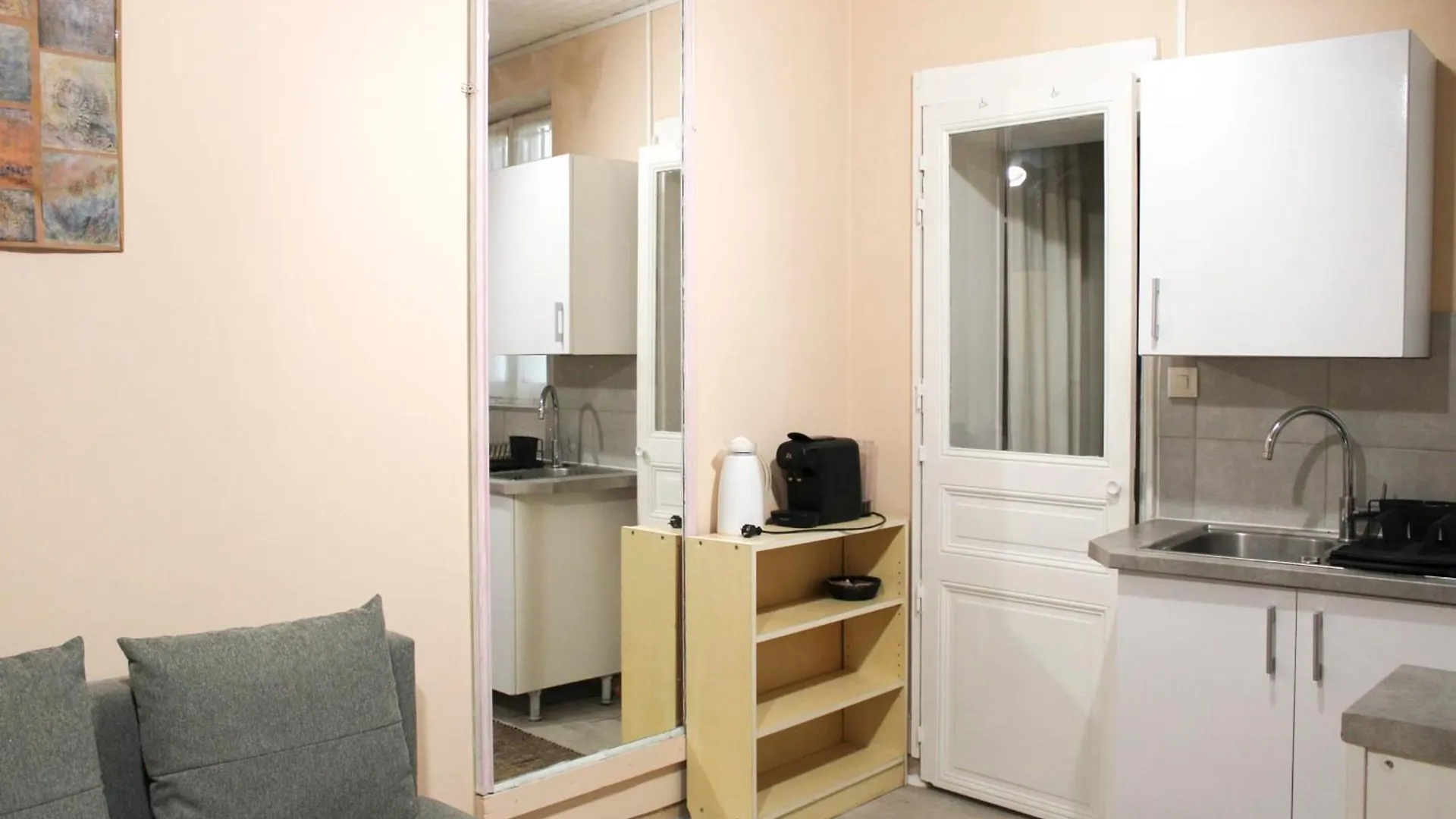 Apartment Charming For 4 People In 15